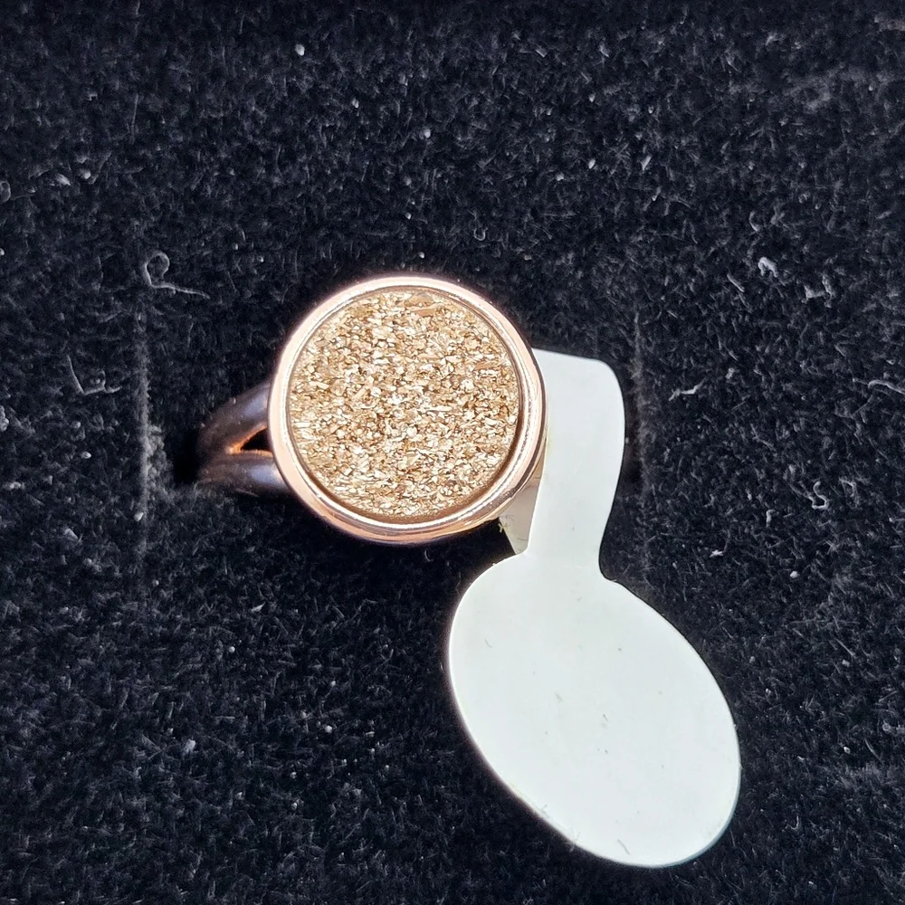 Elda and Co Rose Gold Shimmering Druzy Ring Size 5 NWT‎